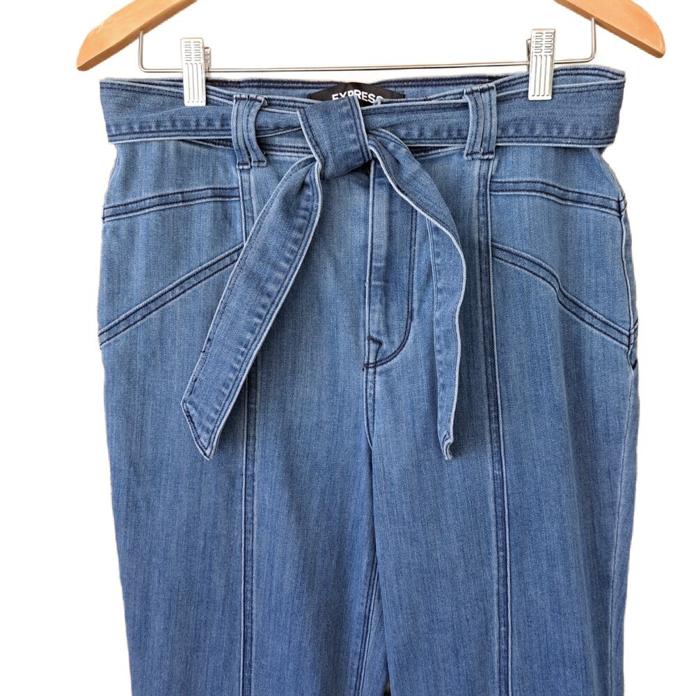 EXPRESS Bell Flare Super High Rise Jeans Size 8 Medium Blue Belted Stretch - Picture 4 of 9